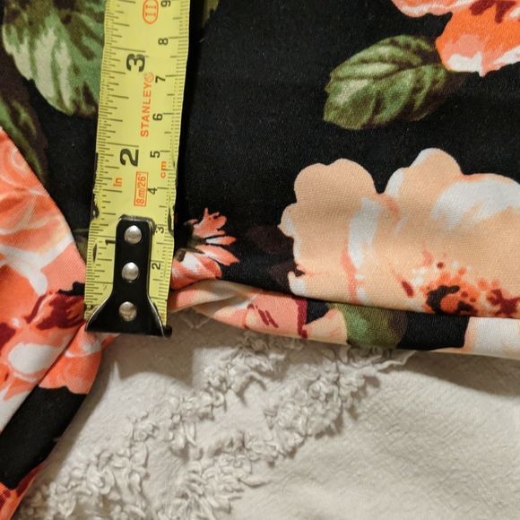 Charlotte Russe Rose and black spring jacket - Picture 5 of 7